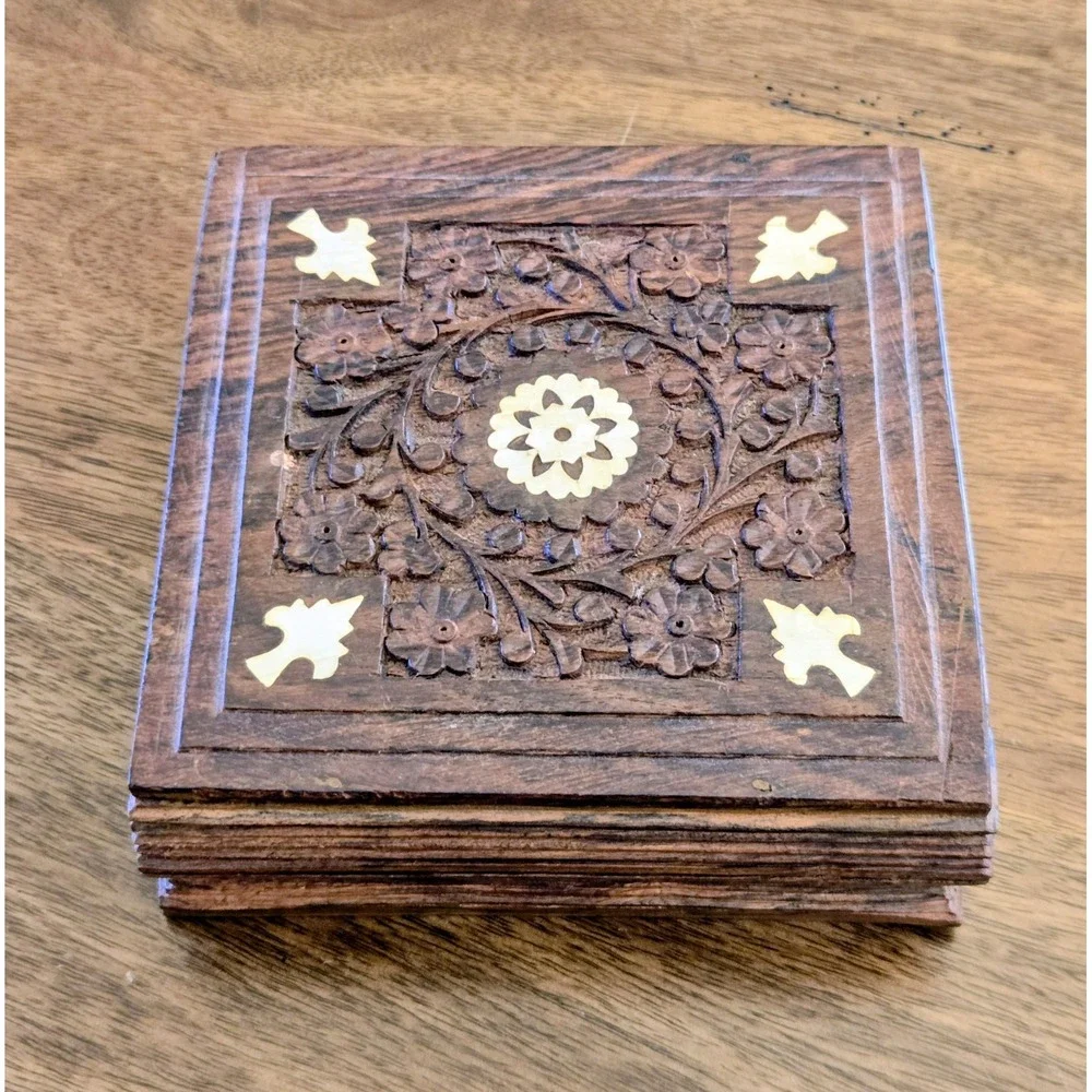 Vintage Intricate Hand-Carved Dark Wood With Light Inlay Jewelery/Trinket Box
